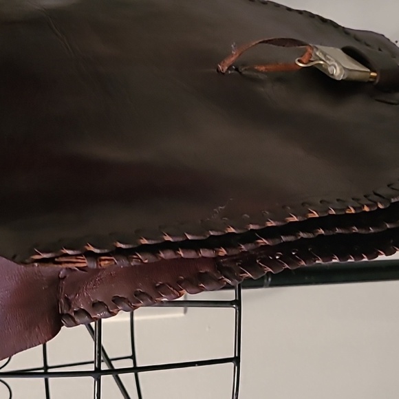 Genuine Leather Brown Flap Crossbody Bag Made In Morocco Natural Horn Pendant - Picture 5 of 16